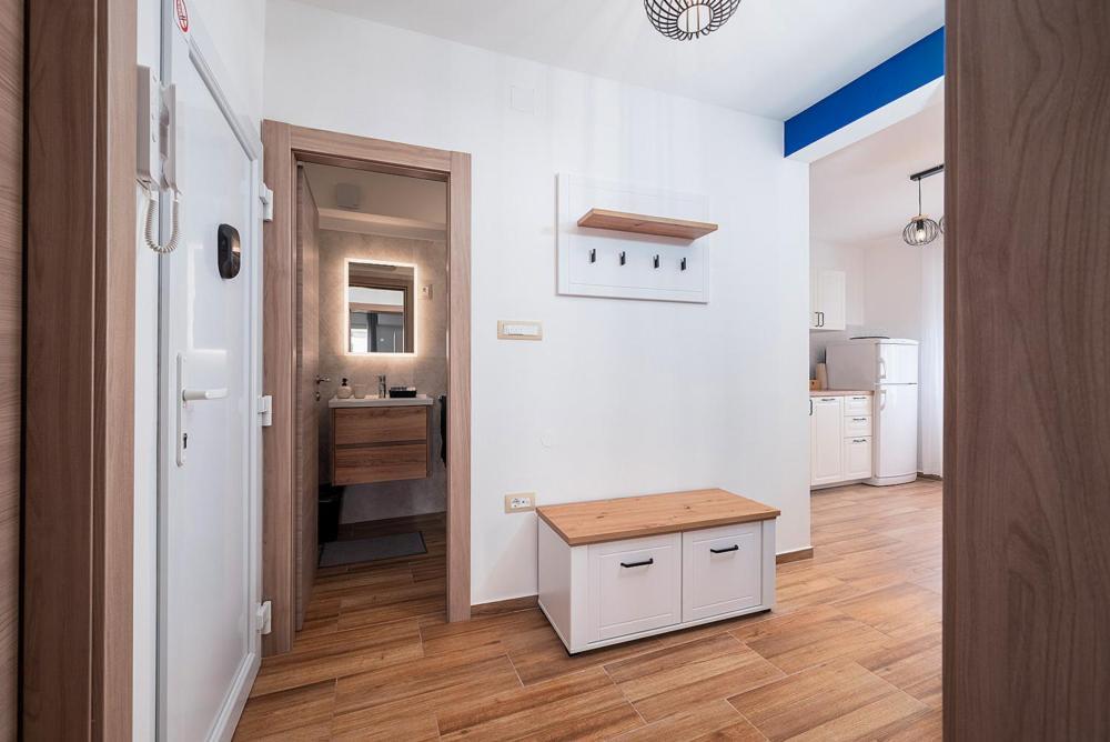 Luna Apartment